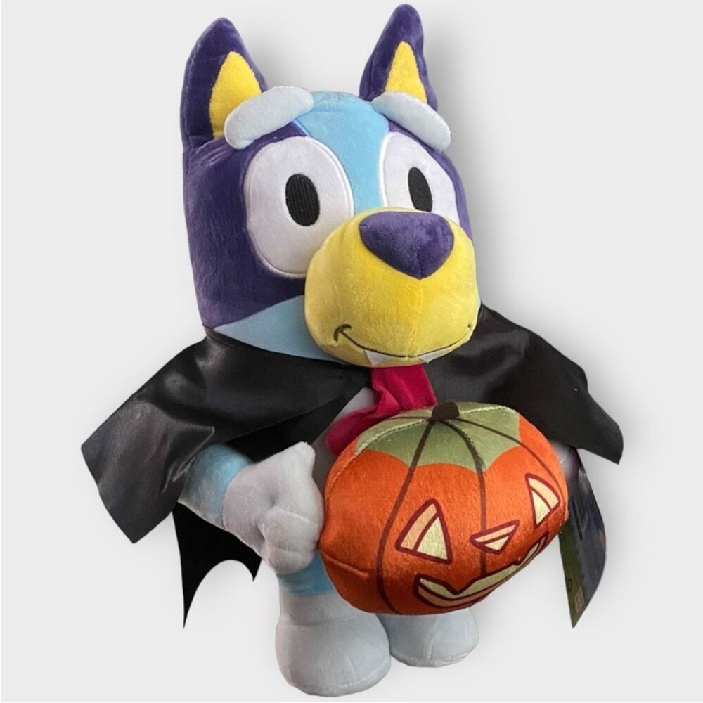 Bluey in Vampire Costume Halloween Greeter - Picture 5 of 5